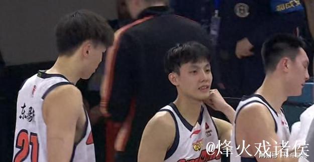 CBA俱乐部杯:徐杰23+2+6 广东102-69轻取合肥 CBA俱乐部杯:徐杰23+2+6 广东102-69轻取合肥